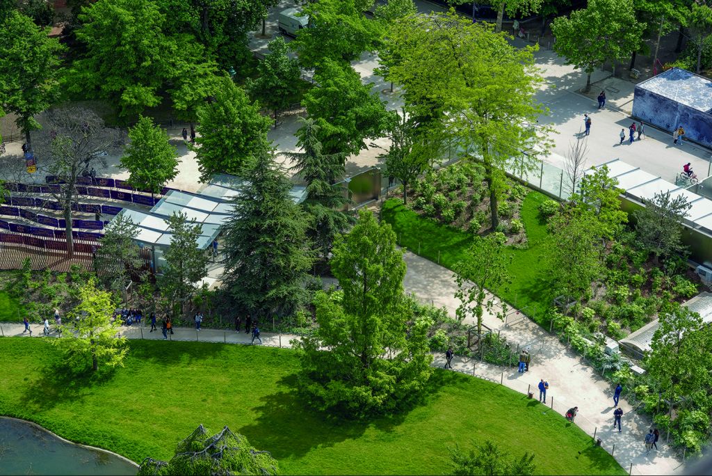 01_David Boureau_view on garden