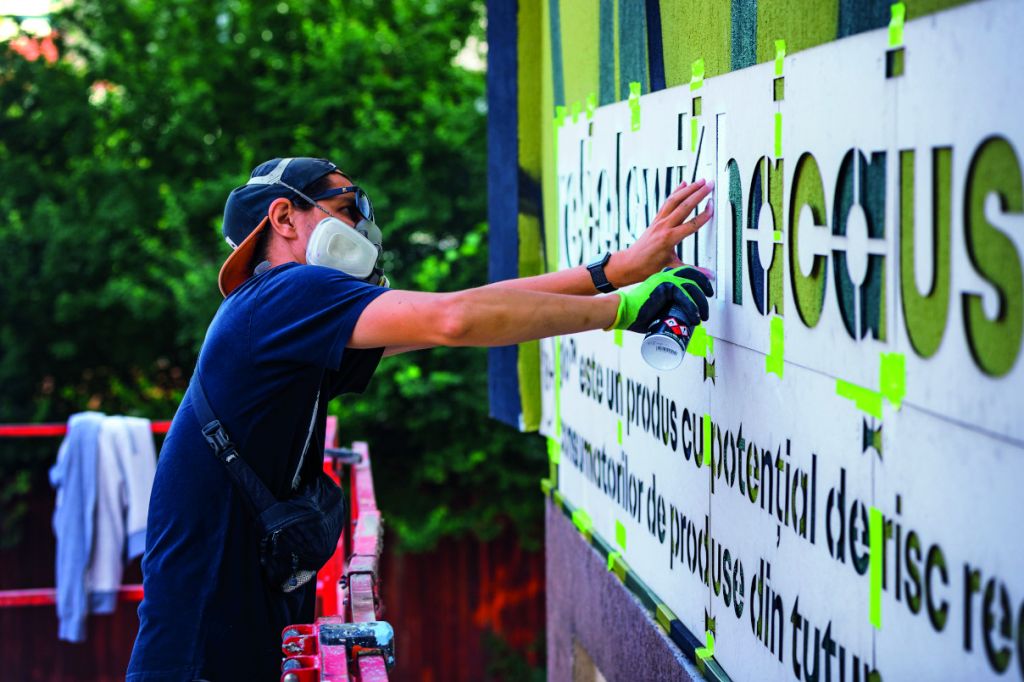 06_ONGxGLO_CANVAS2-5940