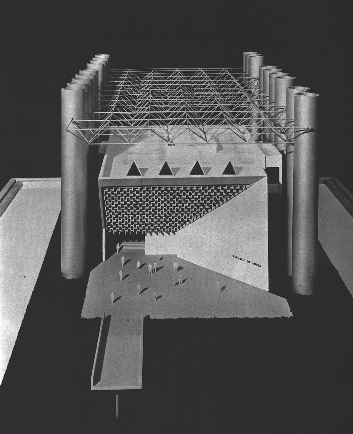 7-the-model-of-the-korean-pavilion-at-osaka-expo-70-1969-c-kecc