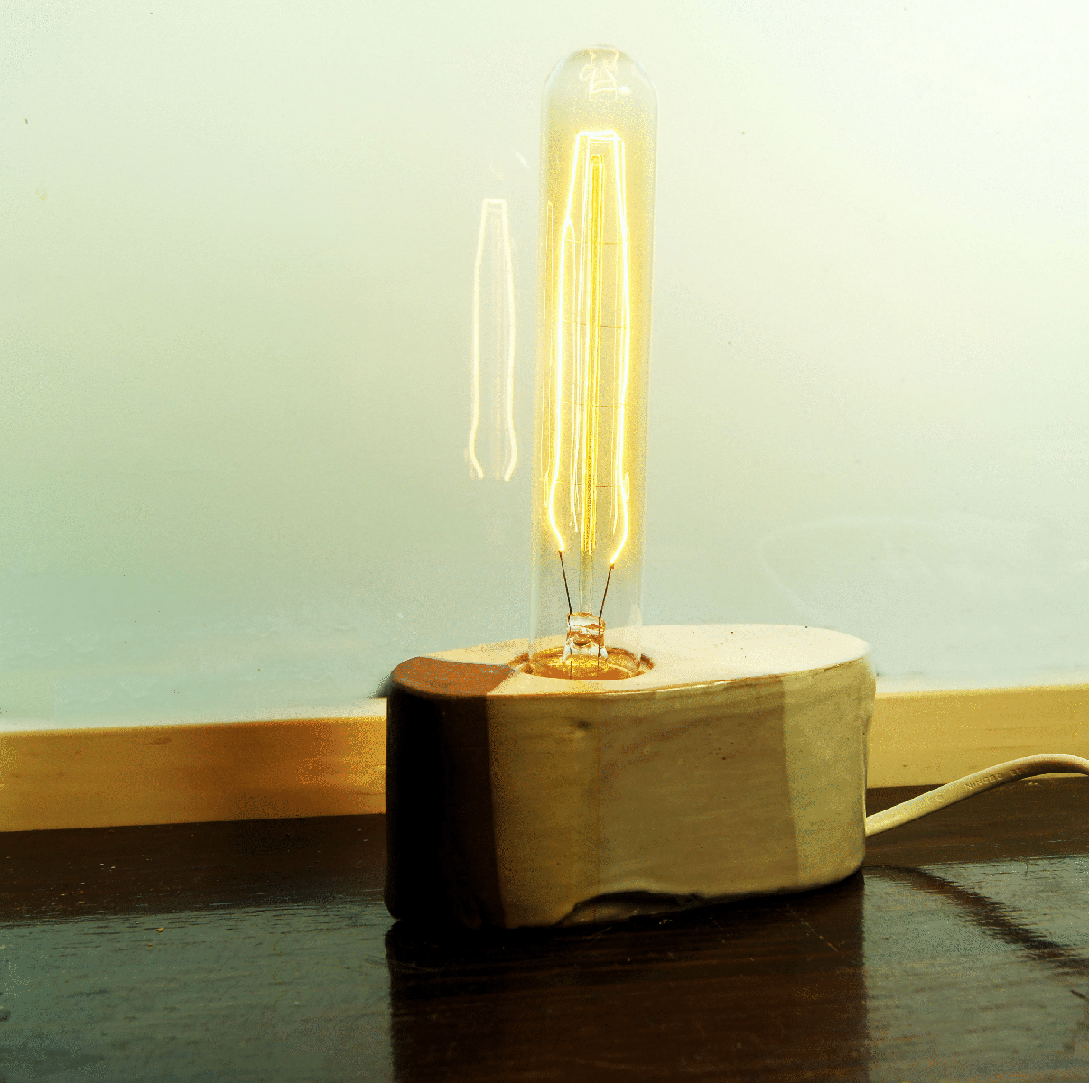 bufnita-ceramica_lampa-cu-baza-de-ceramica_