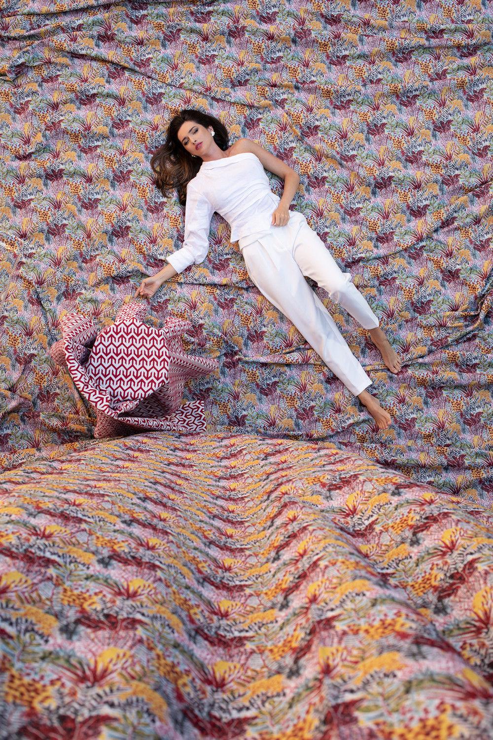 POZA CAMPANIE ECLIPSE