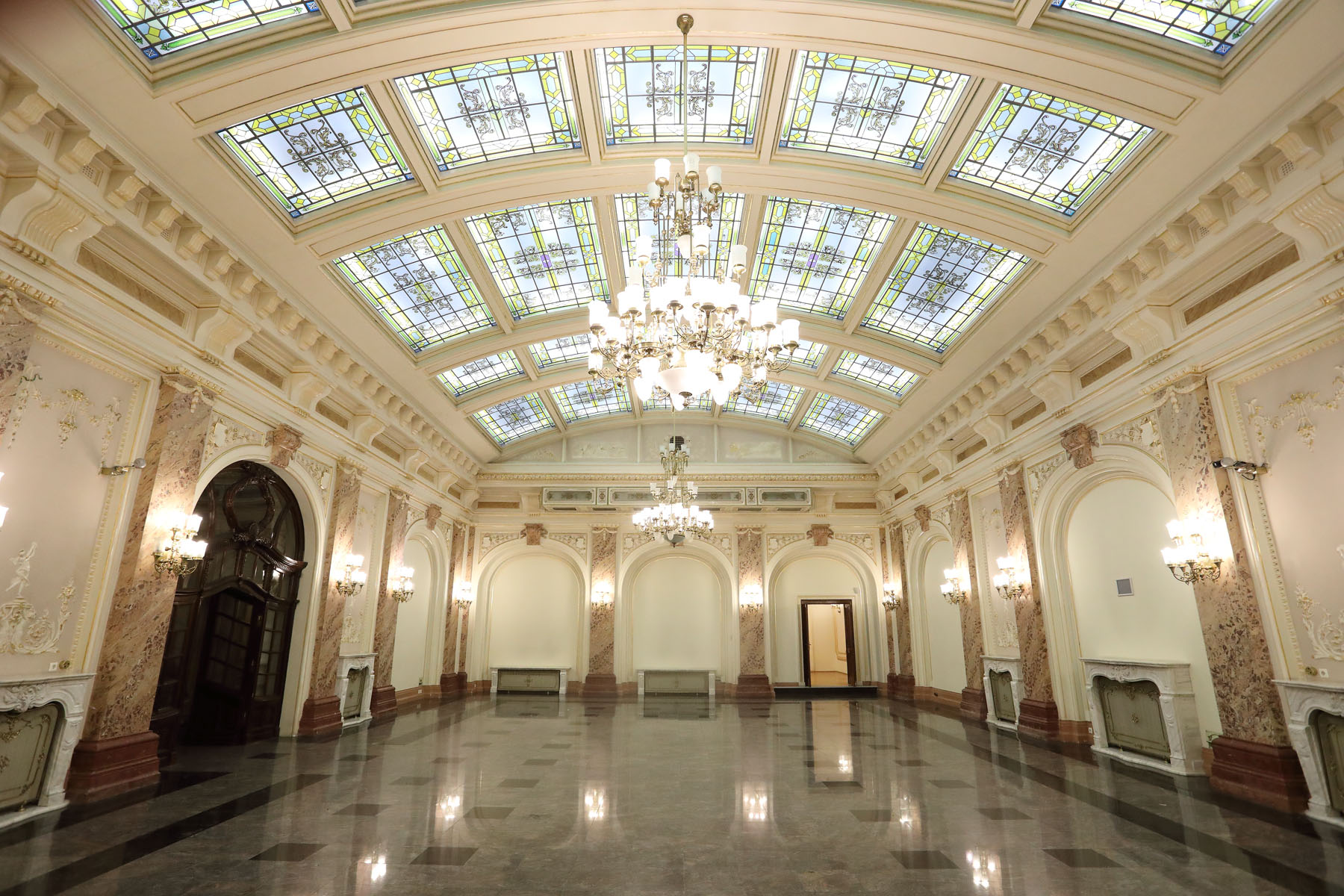 palatul-oscar-maugsch-bcr-5