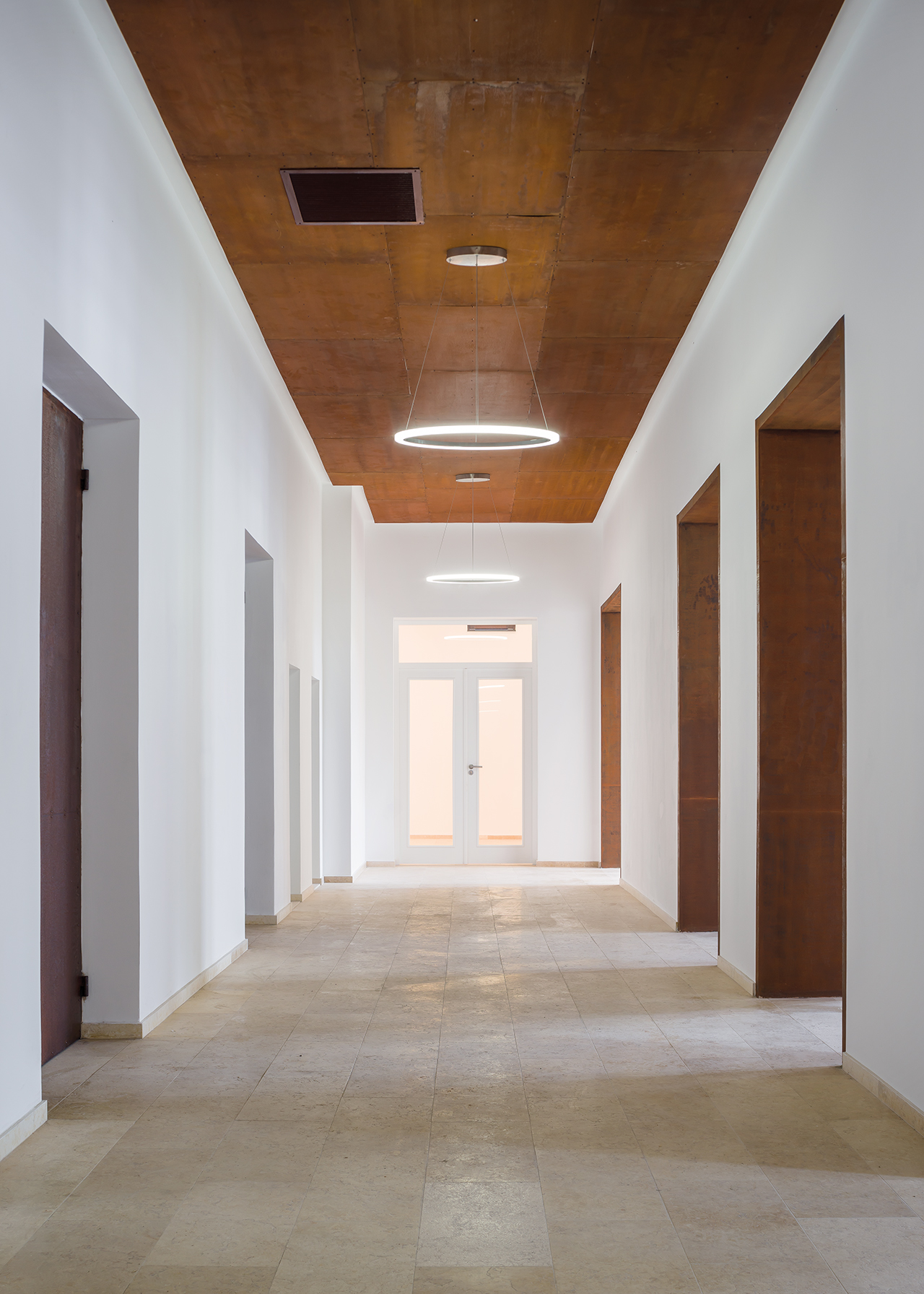 Vlad Rusu Architects