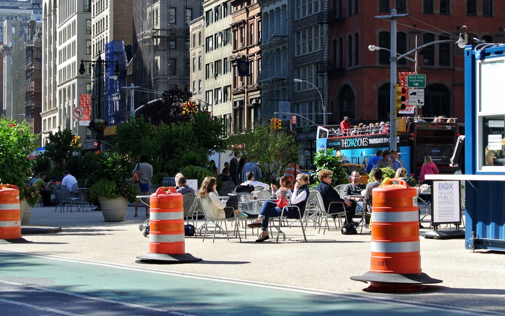 Oraşele prietenoase cu oamenii sunt oraşe mai fericite