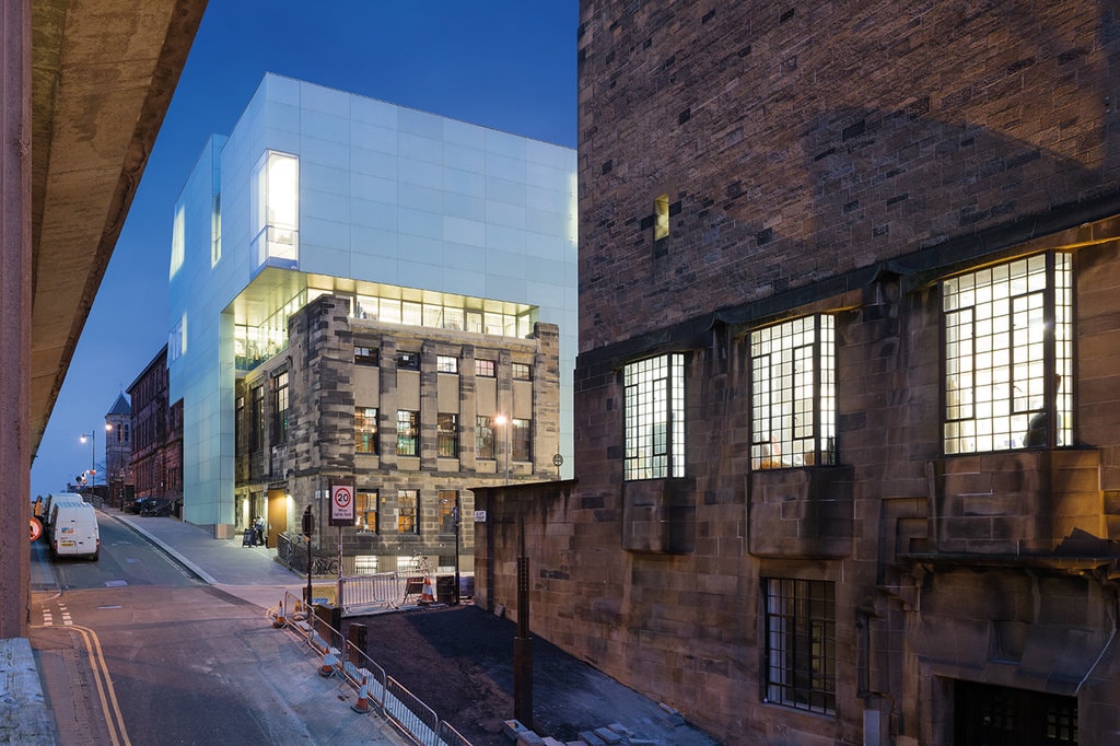 Igloo #154: Universități