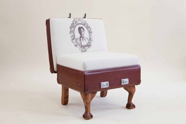 Fotoliul din valiză şi alte surprize reciclate