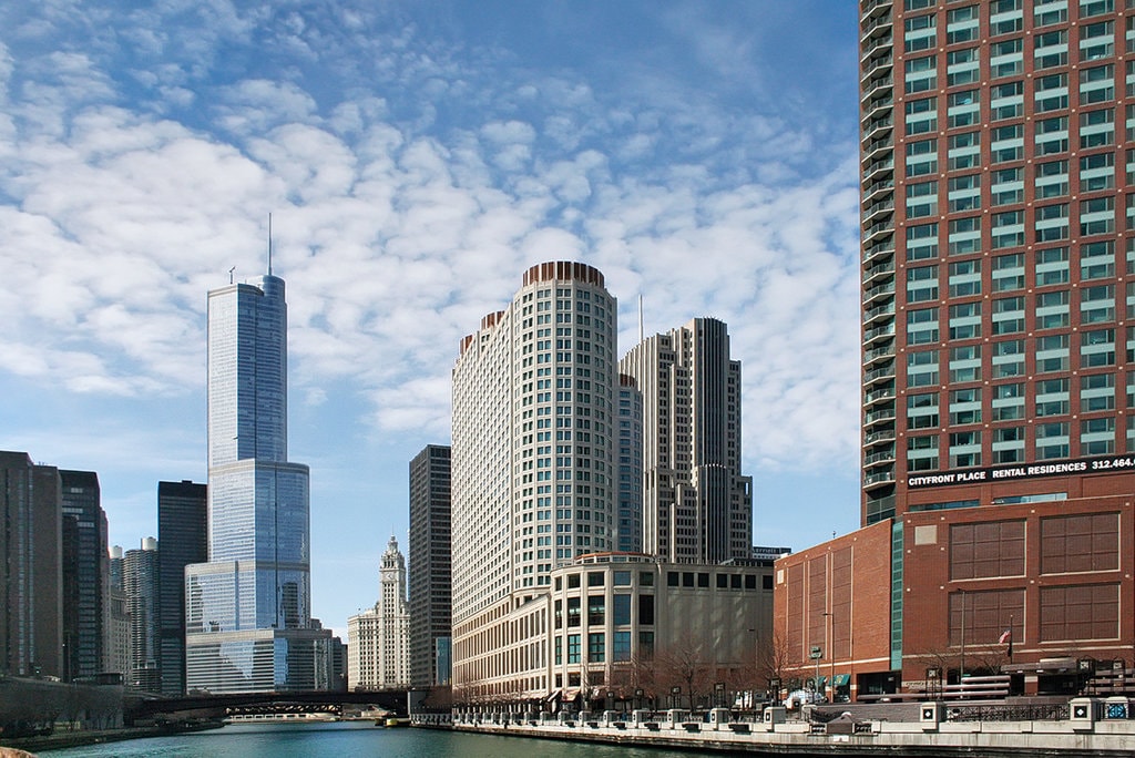 Provocări ale clădirilor foarte înalte