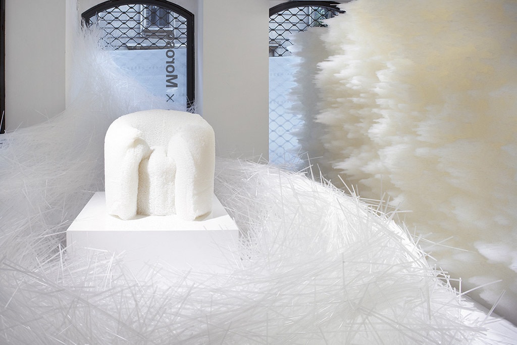 6 fragmente. Tokujin Yoshioka