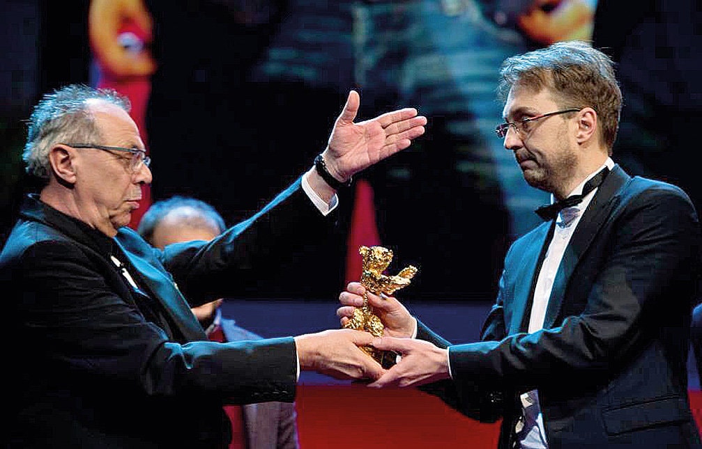 Poziţia copilului. De ce tragi sforile, mămică? Pentru că pot!