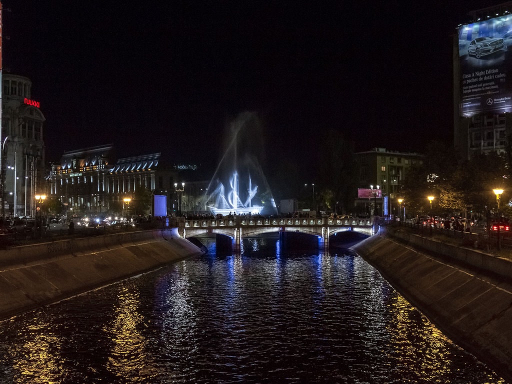 Spotlight - Calea Victoriei într-o cu totul altă lumină
