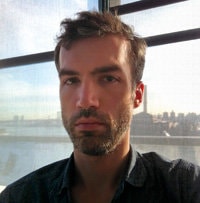 Tehnologie, street art şi utilitate