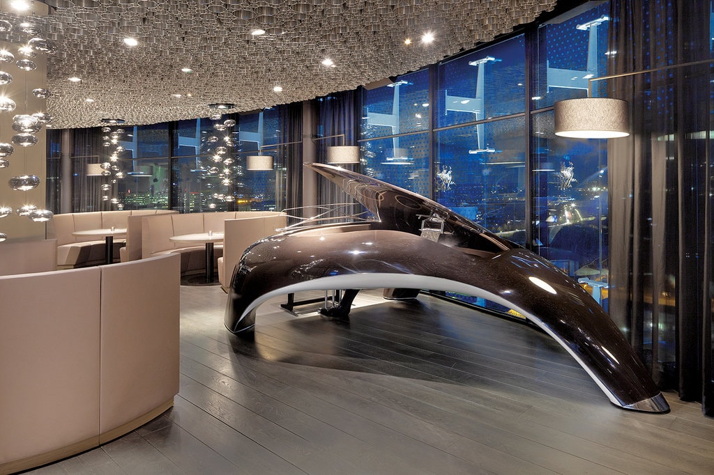 Arhitectura faţadelor de sticlă. Fletcher Hotel