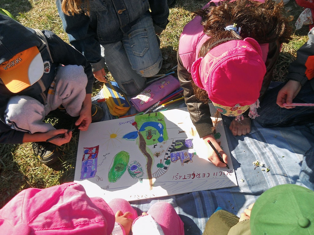 Despre arhitectură pe înţelesul copiilor (3). De-a arhitectura