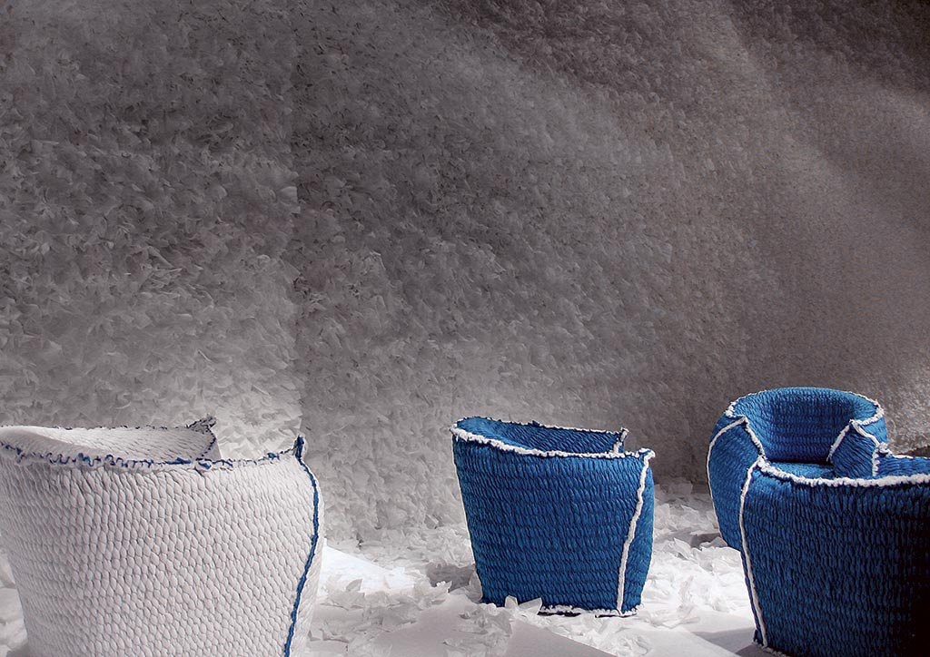 6 fragmente. Tokujin Yoshioka