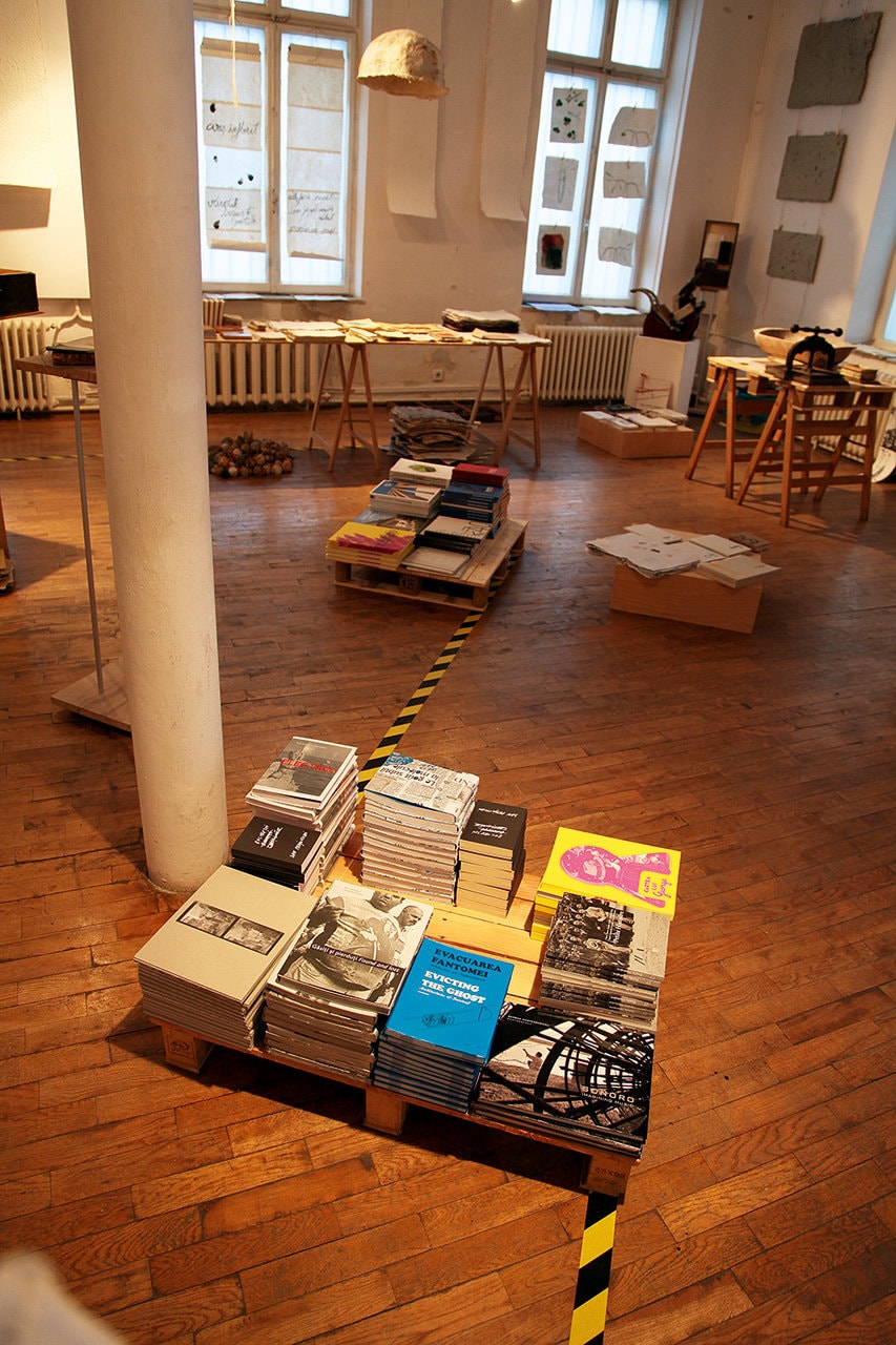 Despre cărţi, artă şi proiecte frumoase cu Cosmina Chituc