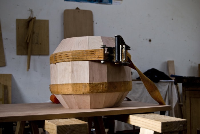 Prehistoric Aliens: măsuţele de cafea