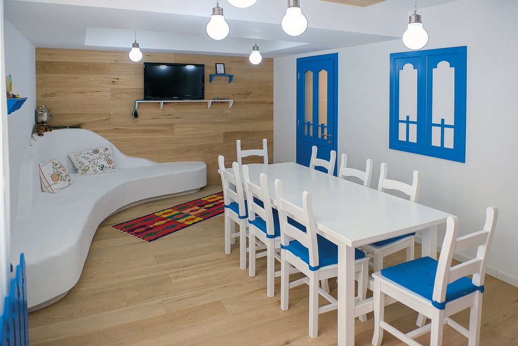 igloo #161: Stații pentru transport public