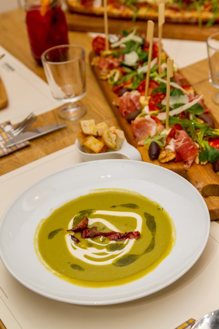 Stadio – Restaurant cu Atrium