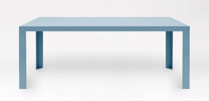 Mesele colorate şi versatile create de Jennifer Newman