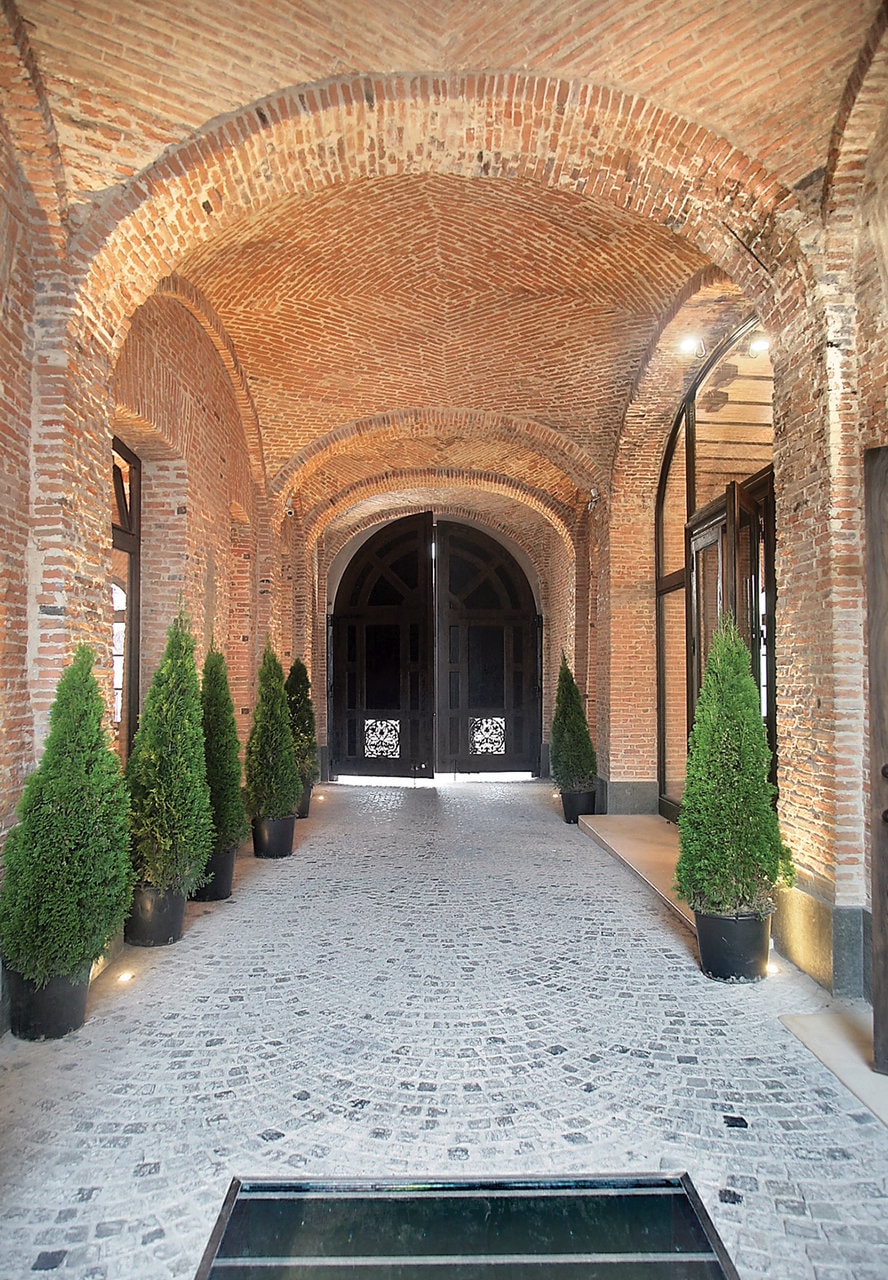 Între Lipscani şi Gabroveni