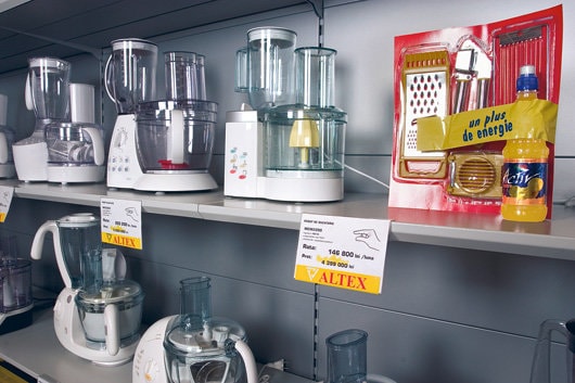 10 ani de creativitate românească şi toţi 10…