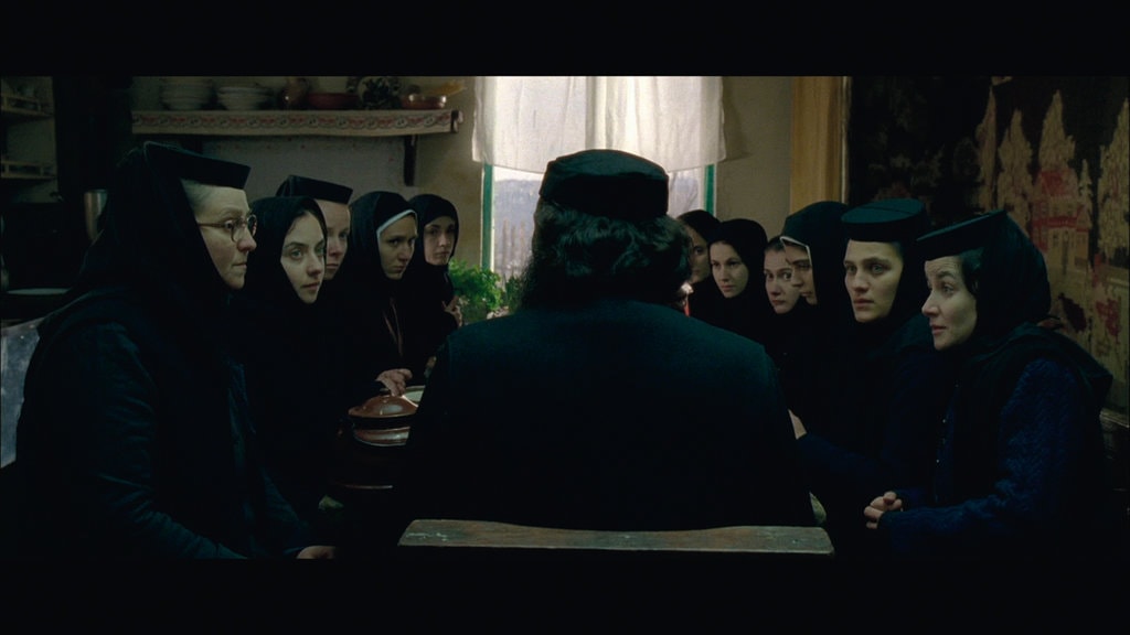 După dealuri, ca după blocuri, scapă cine poate!