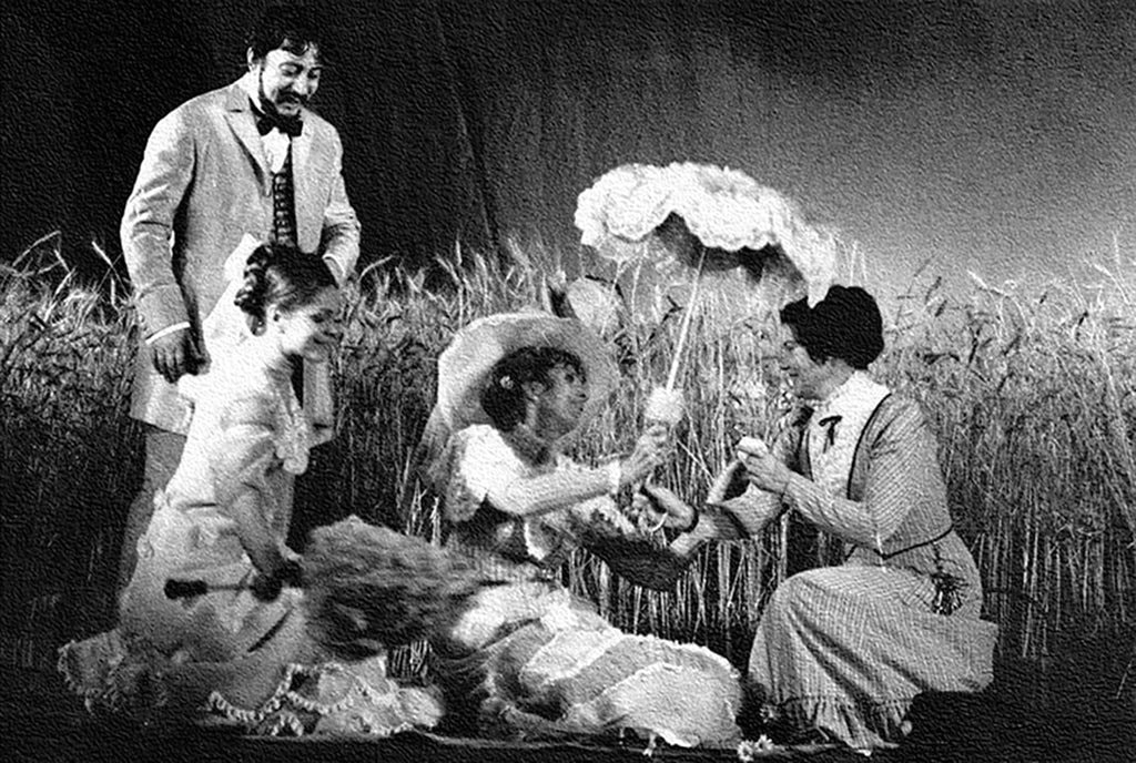 Festivalul Național de Teatru sau despre arhitectura memoriei teatrului liber în România