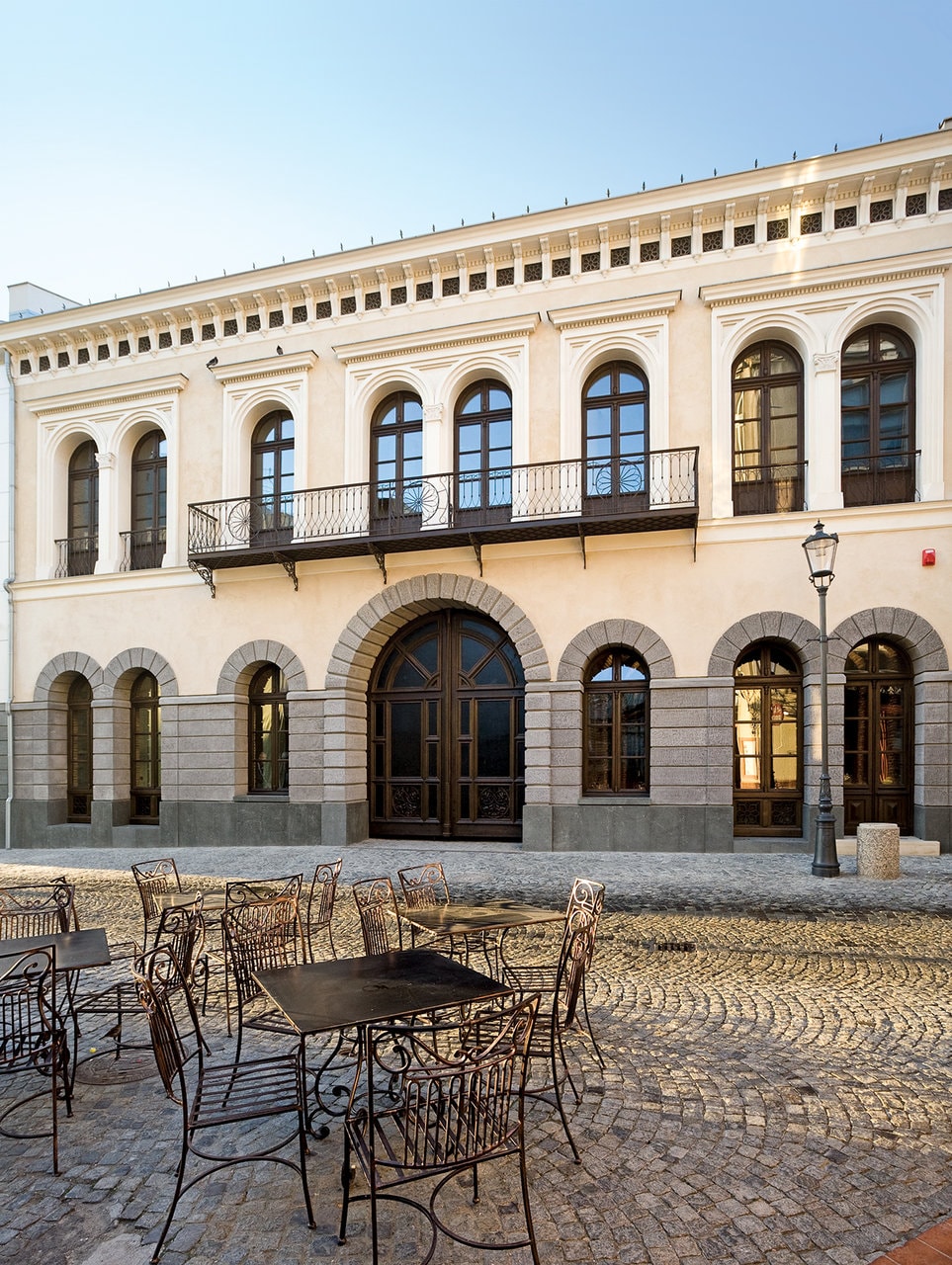 Igloo #154: Universități