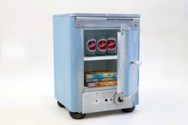 Fotoliul din valiză şi alte surprize reciclate