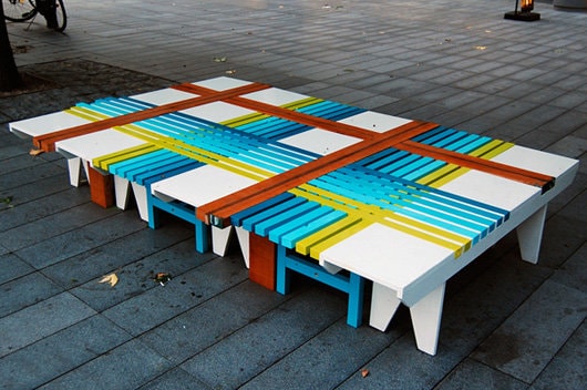 Pentru Raw Edges a ieşi din tipare e ceva firesc