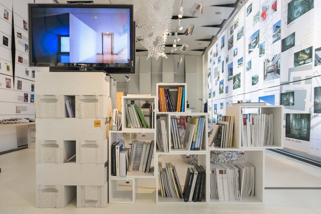 Expoziţie de arhitectură şi publicistică de arhitectură Igloo 13 ani, la Galateca