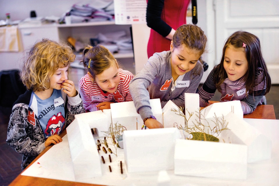 Despre arhitectură pe înţelesul copiilor (3). De-a arhitectura