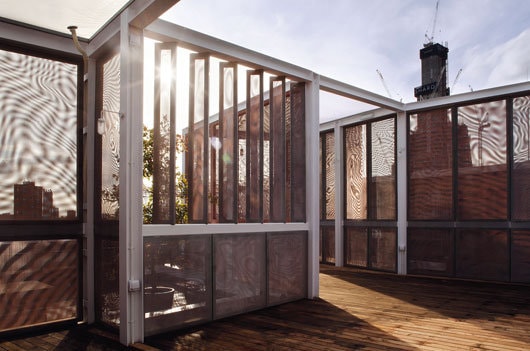 Skyroom. Barul de pe acoperiş