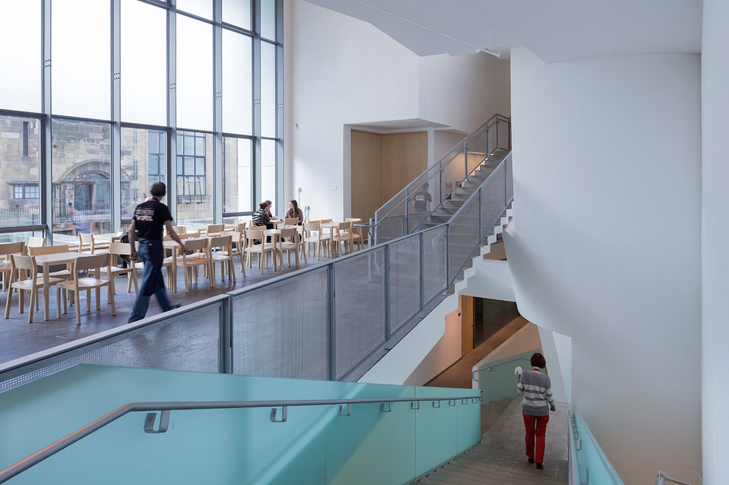 Lumină pentru artă