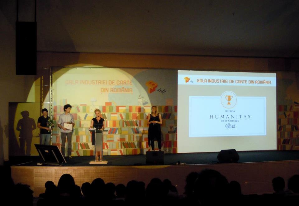 Geamii. Minarete pe cerul Dobrogei - cea mai frumoasă carte ilustrată a anulul 2012