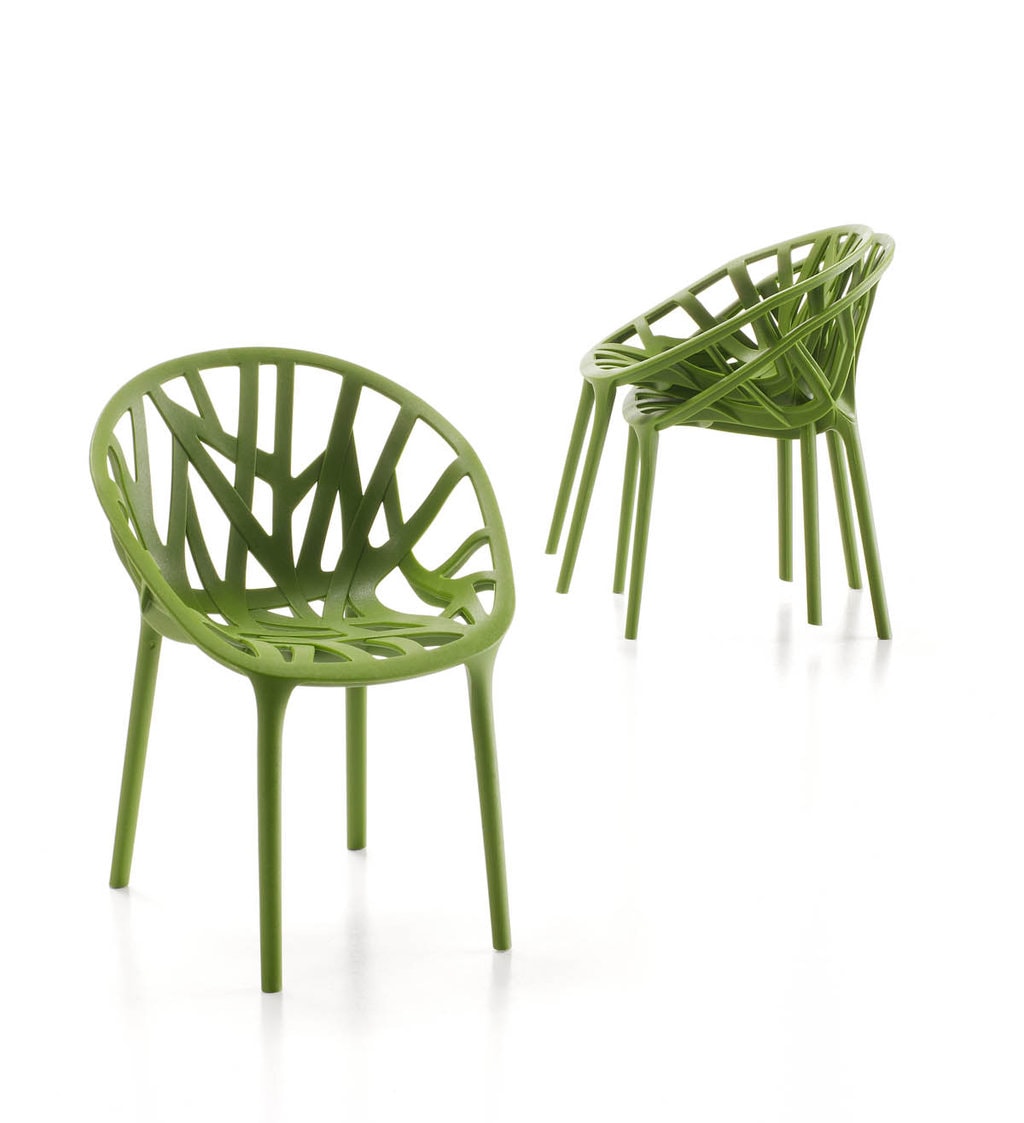 CONCURS: Câştigă una dintre cele 100 de miniaturi de scaune semnate de designeri renumiţi şi un album igloobest!