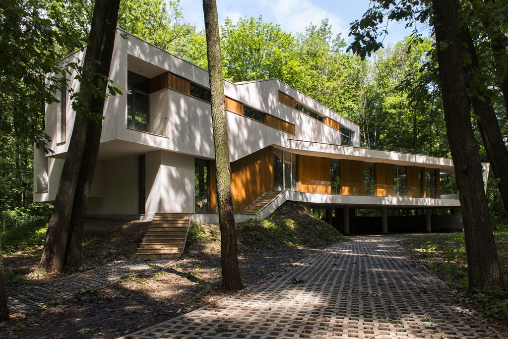 Igloo #138: Acupunctură urbană