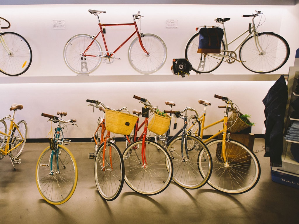 Cu bicicleta prin oraş / Vélocité