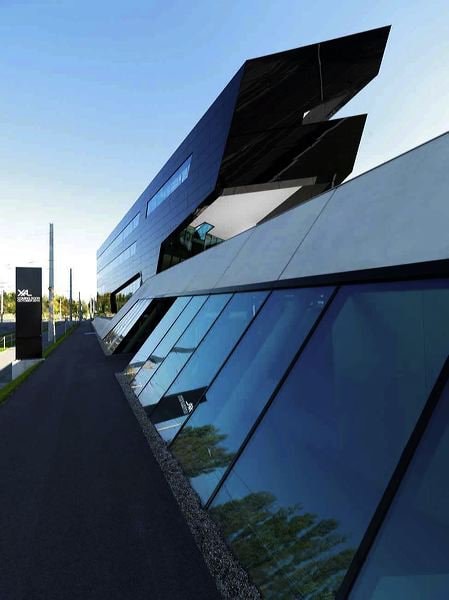 GS Architects. MP09 Black Panther Headquarters