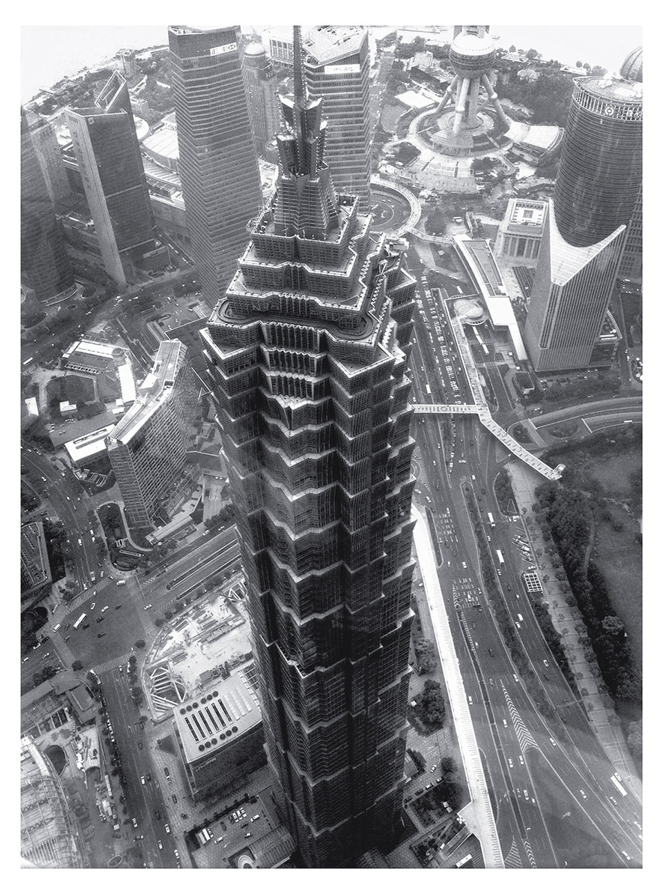 Provocări ale clădirilor foarte înalte