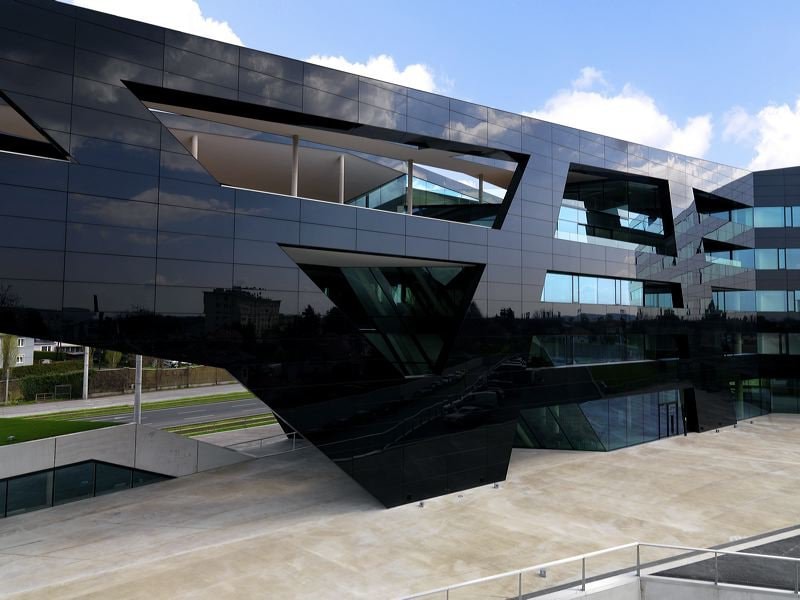 GS Architects. MP09 Black Panther Headquarters