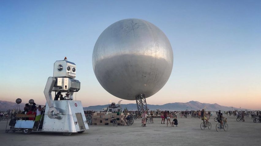 the-orb-bjarke-ingles-jakob-lange-burning-man-2018-highlights_dezeen-hero-a-852x479