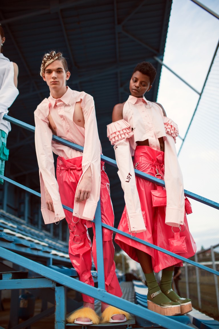 tinuta-absolvent-unarte_alexandru-simedru