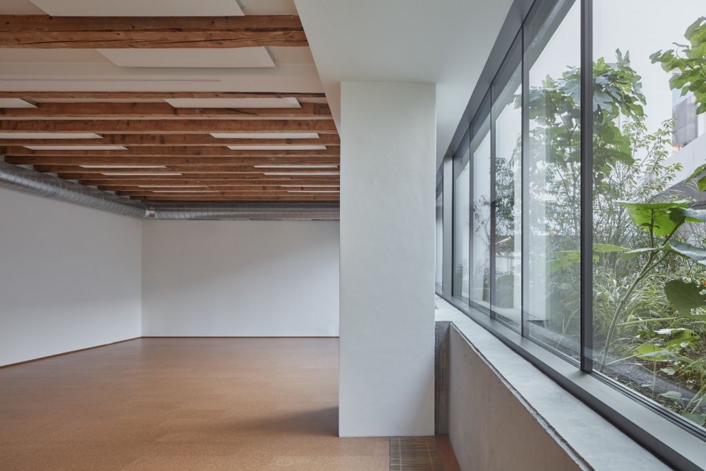 yoga-garden-and-art-gallery-9