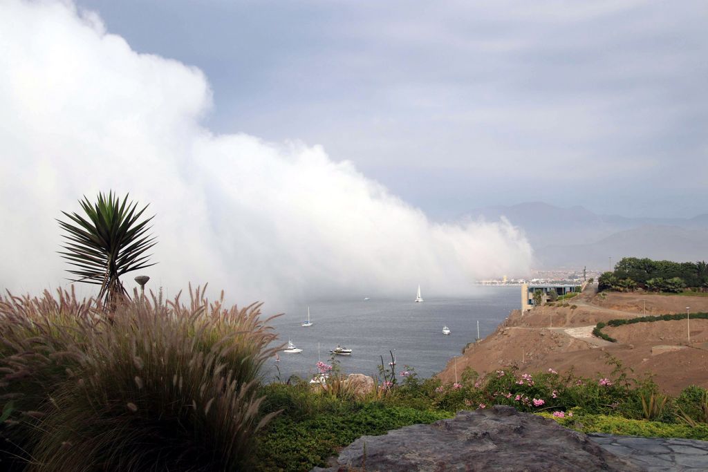 Litoral Perúvian Style. Introducere la un serial în 8 episoade