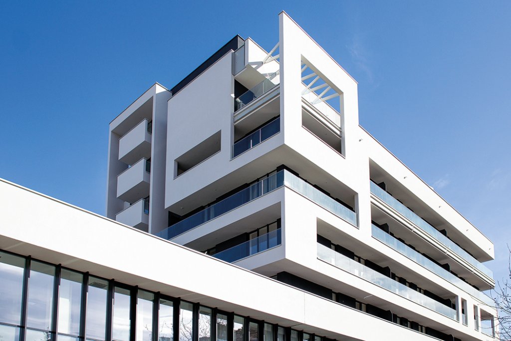 Dualitate funcțională, unitate estetică: Neorama Residence, Brașov