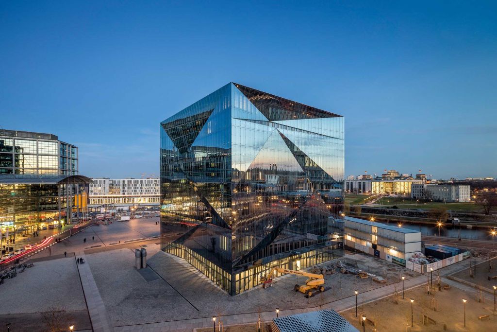 CUBE BERLIN – O nouă generaţie Smart Office