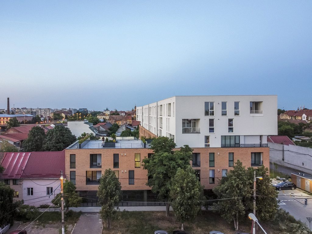 O suprapunere de epoci şi influenţe. Essenza Residence