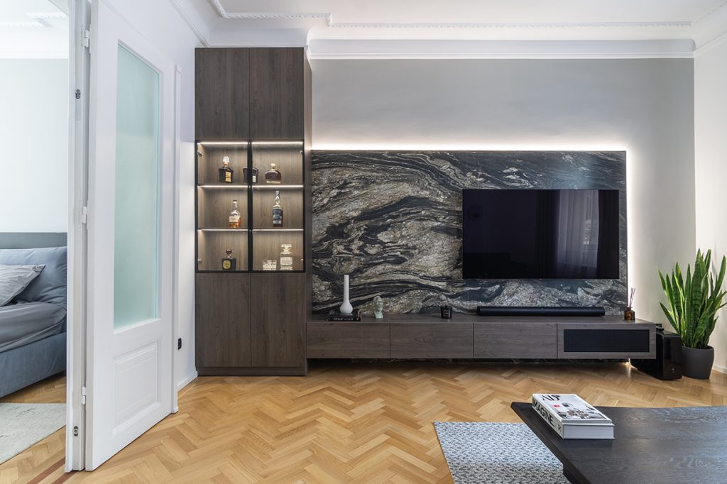 Contraste elegante și o doză de serendipitate într-o vilă interbelică