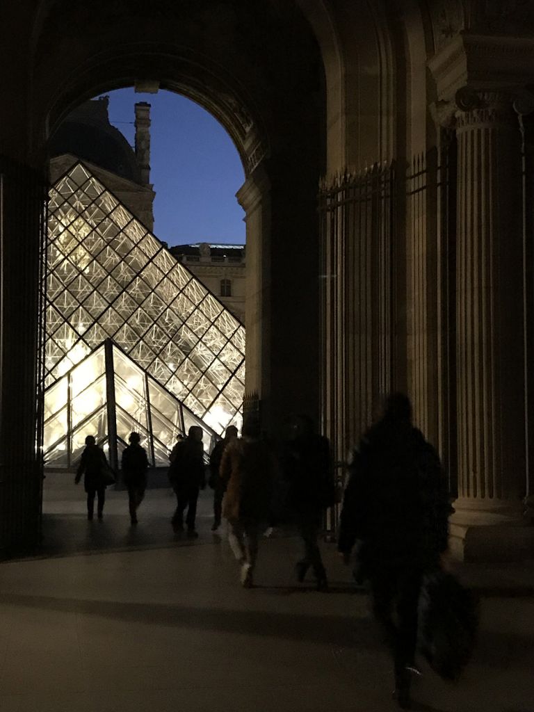 Mille-feuille parizian între seară și zi